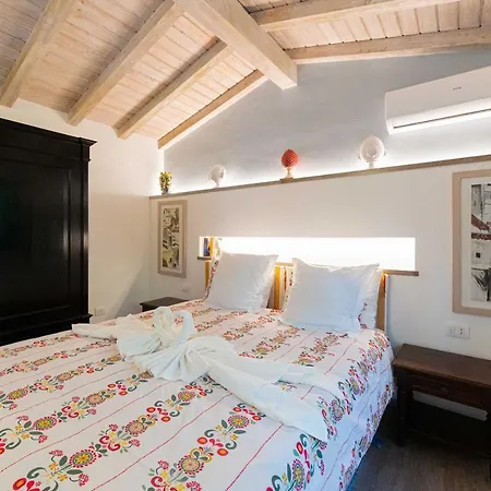 Etna Botanic Garden Apartment *